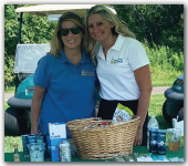bank volunteers at golf tournament